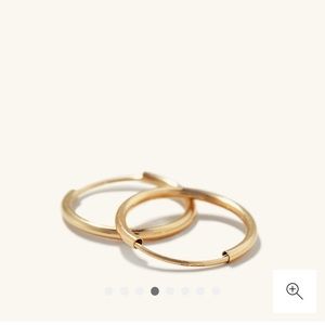 Mejuri small gold hoops